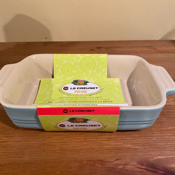 Le Creuset Other - LE CREUSET Rectangular Baking Dish 7 Inch New